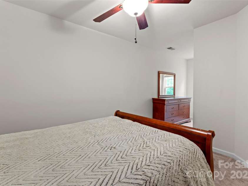 18460 Catawba Avenue, Cornelius, NC 28031.  MLS# CAR4259480, YatesRealty ID 23678. 