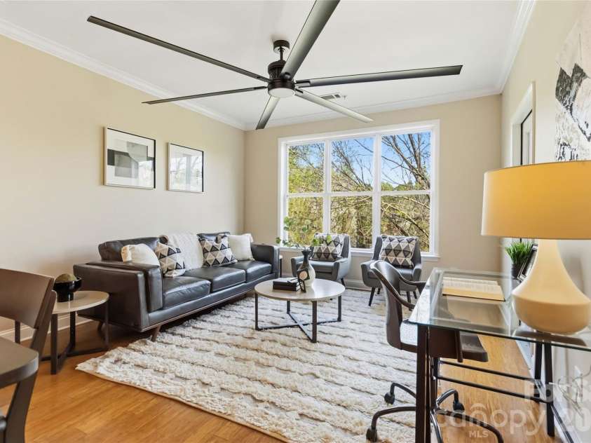 1000 Woodlawn Road, Charlotte, NC 28209.  MLS# CAR4358503, YatesRealty ID 2368. 