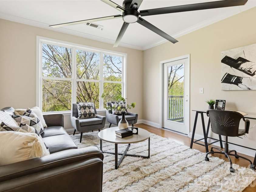1000 Woodlawn Road, Charlotte, NC 28209.  MLS# CAR4358503, YatesRealty ID 2368. 