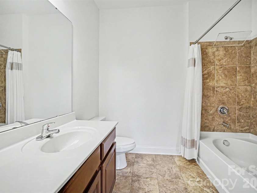 1000 Woodlawn Road, Charlotte, NC 28209.  MLS# CAR4398955, YatesRealty ID 2368. 