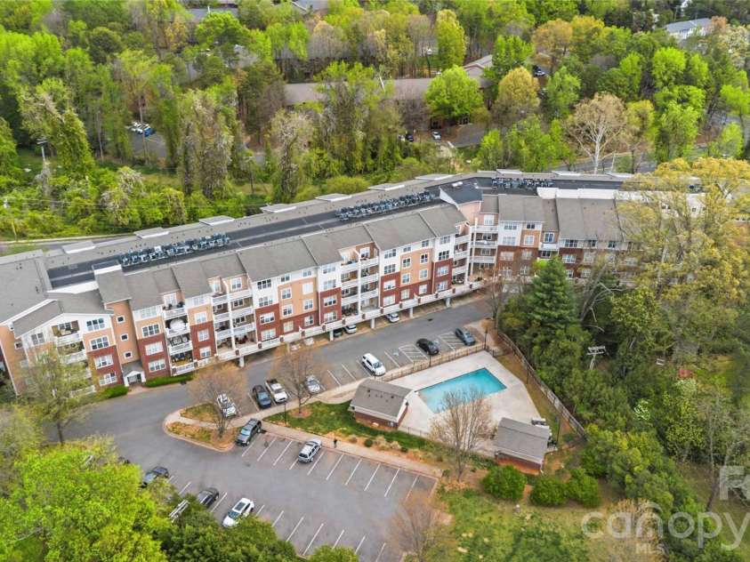1000 Woodlawn Road, Charlotte, NC 28209.  MLS# CAR4417985, YatesRealty ID 2368. 