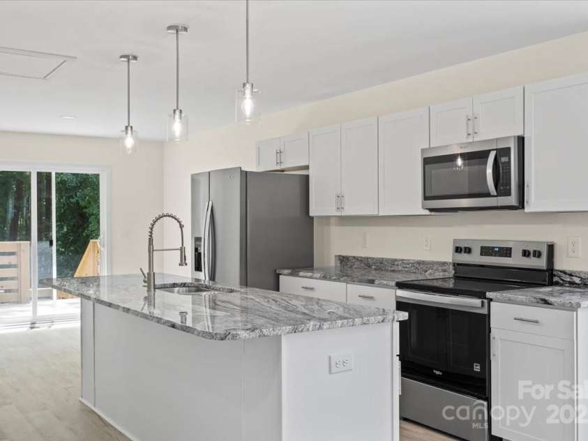 40 Magnolia Street, York, SC 29745.  MLS# CAR4291281, YatesRealty ID 2368. 