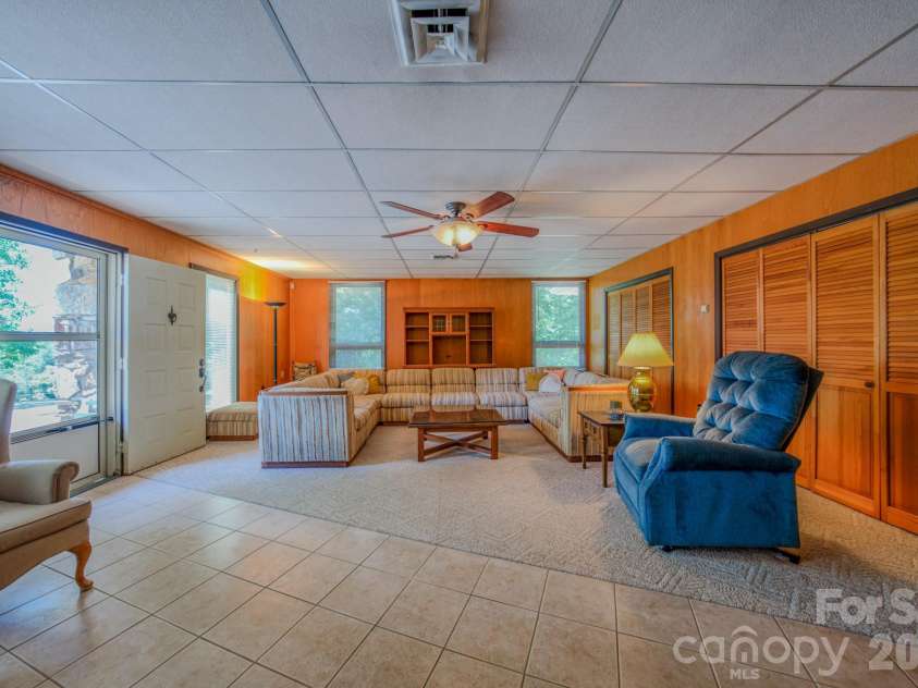22 Tilson Trail, Asheville, NC 28805.  MLS# CAR4383997, YatesRealty ID 23680. 