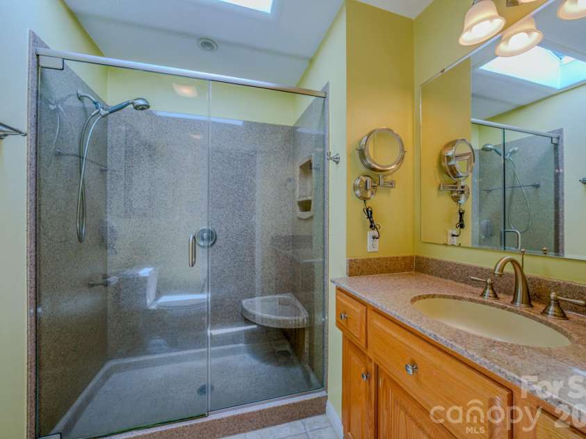 22 Tilson Trail, Asheville, NC 28805.  MLS# CAR4383997, YatesRealty ID 23680. 