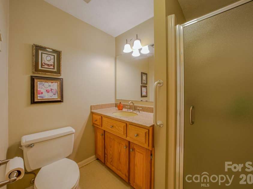 22 Tilson Trail, Asheville, NC 28805.  MLS# CAR4383997, YatesRealty ID 23680. 