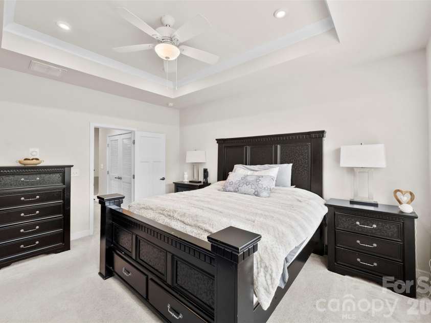 614 Crudent Road, Tega Cay, SC 29708.  MLS# CAR4383720, YatesRealty ID 23685. 3rd level primary bedroom