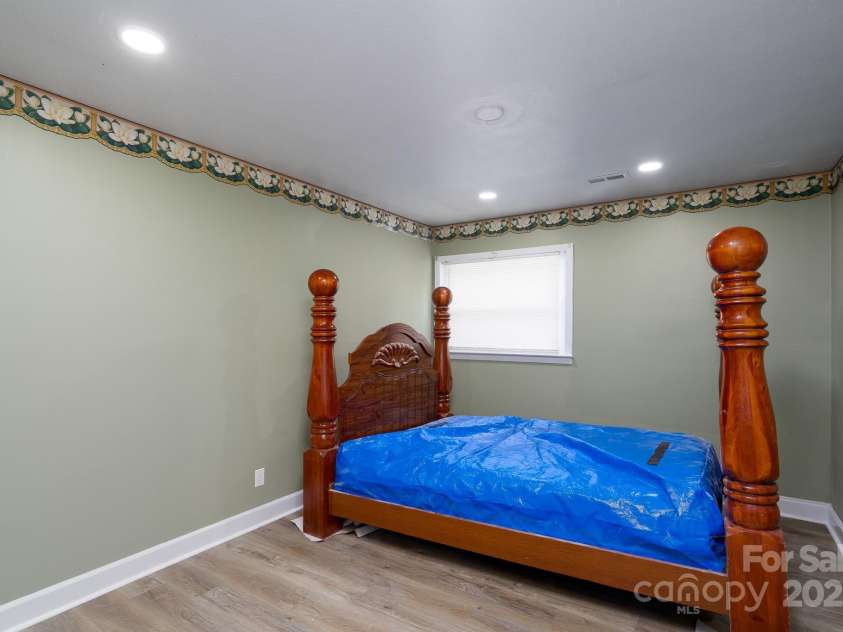 2617 Shady Lane Avenue, Concord, NC 28027.  MLS# CAR4268021, YatesRealty ID 23686. Main Floor - Bedroom 3