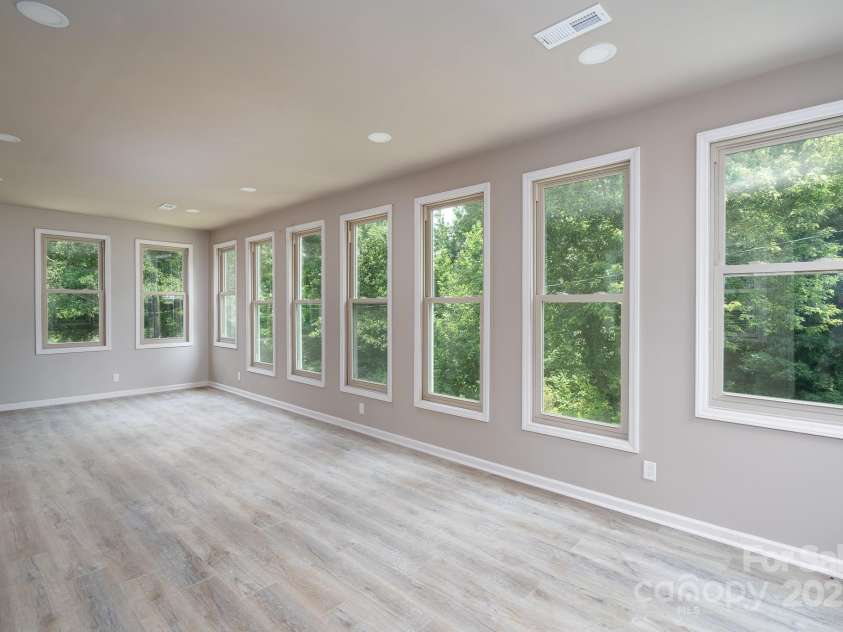 2617 Shady Lane Avenue, Concord, NC 28027.  MLS# CAR4268021, YatesRealty ID 23686. Main Floor - Sun Room