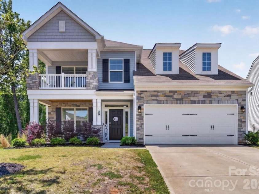 109 Heart Pine Lane, Statesville, NC 28677.  MLS# CAR4379496, YatesRealty ID 23688. 
