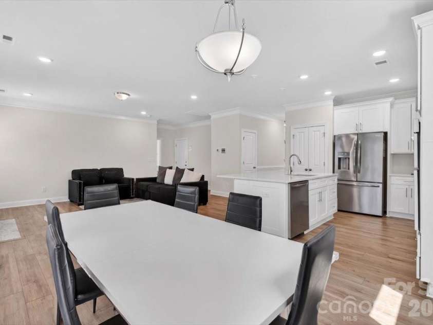 109 Heart Pine Lane, Statesville, NC 28677.  MLS# CAR4379496, YatesRealty ID 23688. 