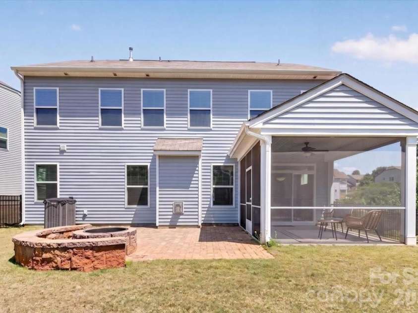 109 Heart Pine Lane, Statesville, NC 28677.  MLS# CAR4379496, YatesRealty ID 23688. 