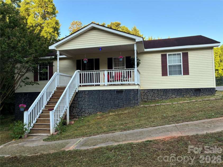 1721 Fallston Road, Shelby, NC 28150.  MLS# CAR4382930, YatesRealty ID 23692. 