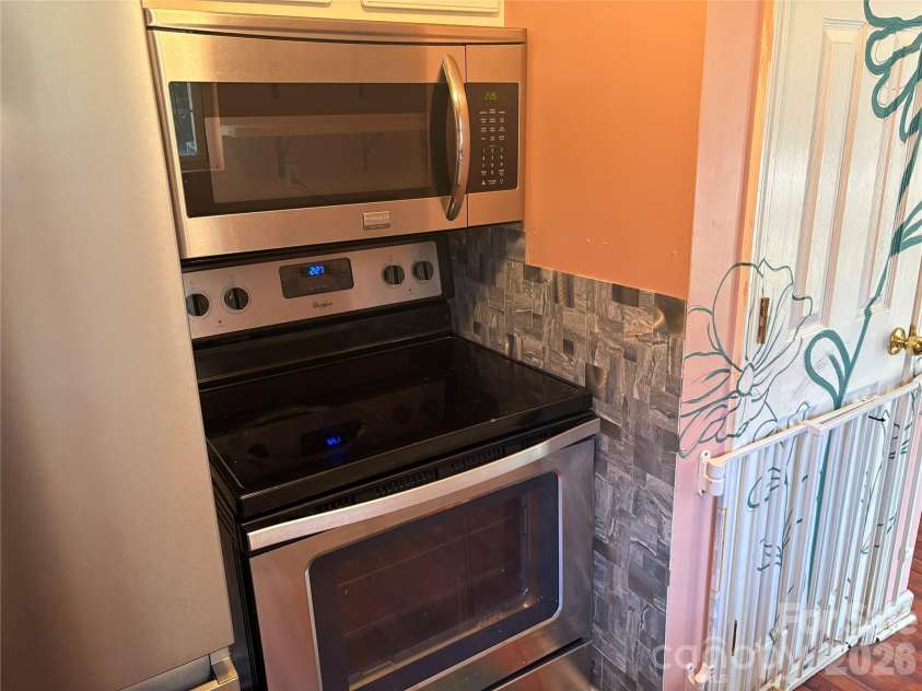 1721 Fallston Road, Shelby, NC 28150.  MLS# CAR4382930, YatesRealty ID 23692. 