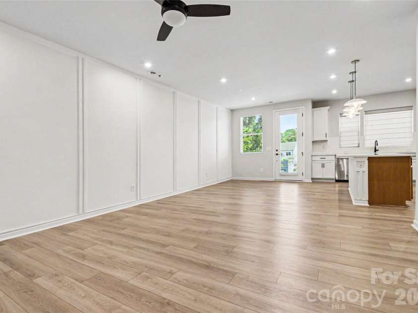 908 Kinsey Alley, Charlotte, NC 28217.  MLS# CAR4383073, YatesRealty ID 23693. 