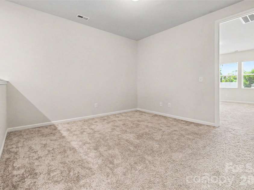 908 Kinsey Alley, Charlotte, NC 28217.  MLS# CAR4383073, YatesRealty ID 23693. 