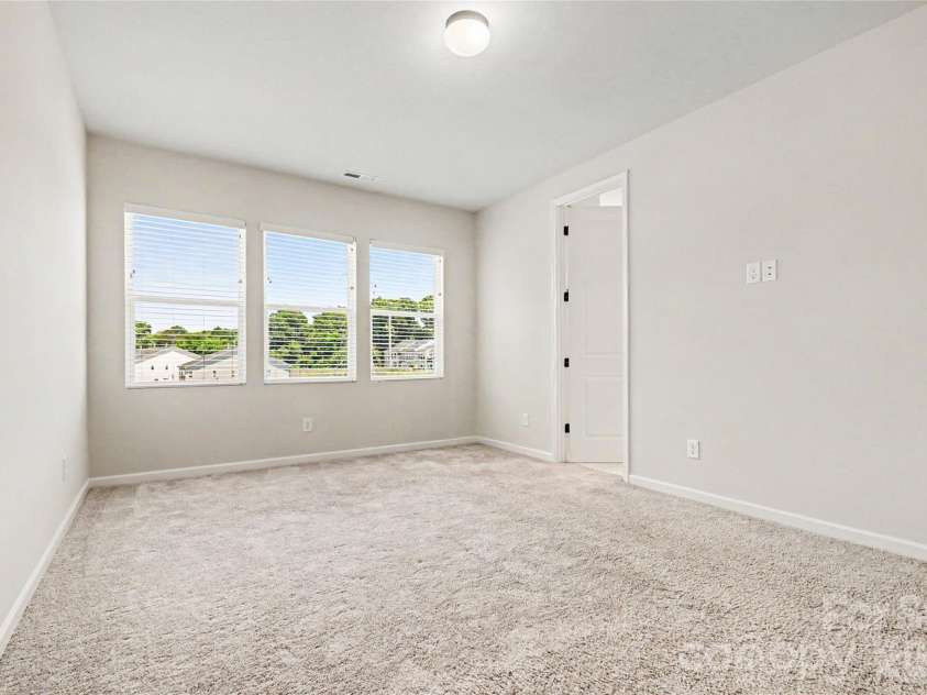 908 Kinsey Alley, Charlotte, NC 28217.  MLS# CAR4383073, YatesRealty ID 23693. 