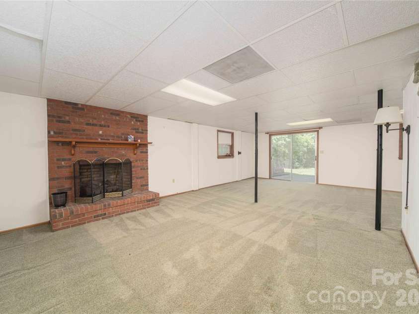 120 Regency Road, Salisbury, NC 28147.  MLS# CAR4384028, YatesRealty ID 23695. 