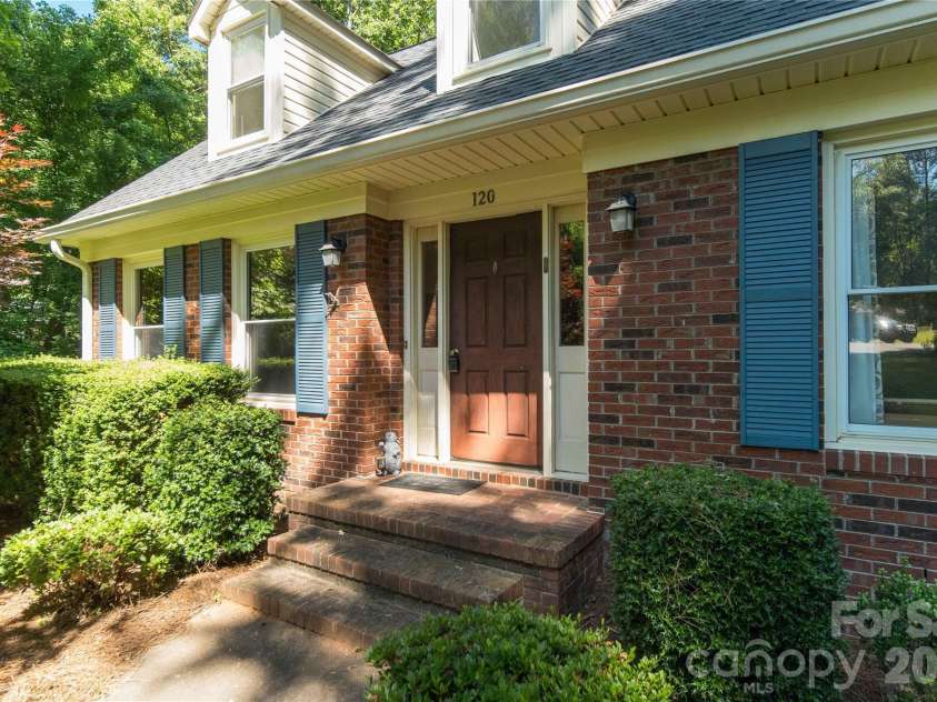 120 Regency Road, Salisbury, NC 28147.  MLS# CAR4384028, YatesRealty ID 23695. 