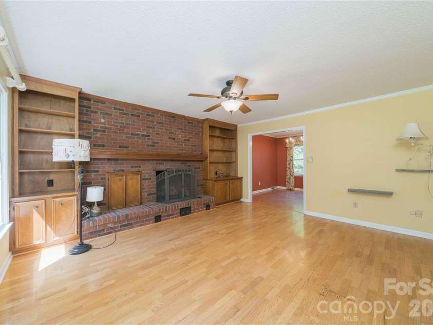 120 Regency Road, Salisbury, NC 28147.  MLS# CAR4384028, YatesRealty ID 23695. 
