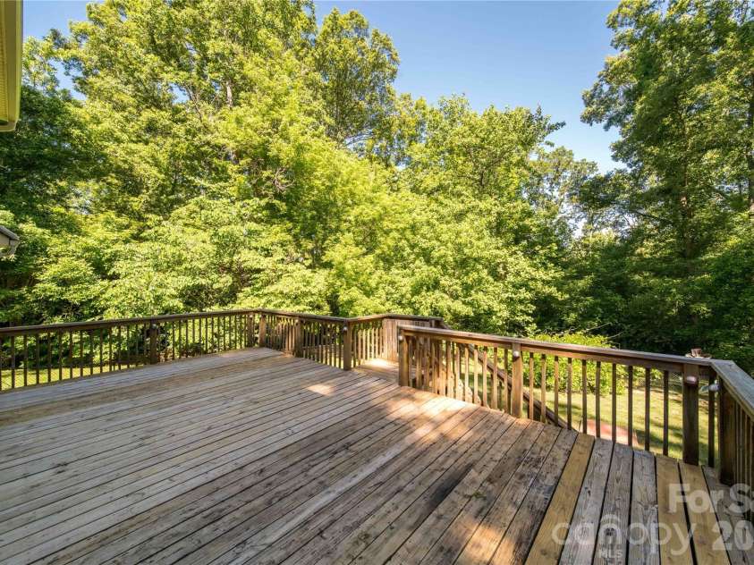 120 Regency Road, Salisbury, NC 28147.  MLS# CAR4384028, YatesRealty ID 23695. 