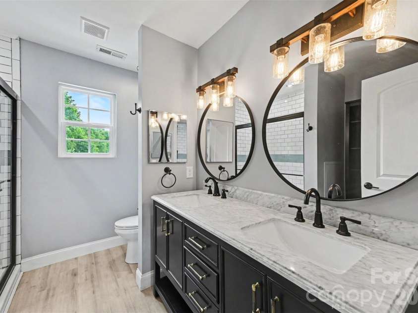 1001 Noles Drive, Mount Holly, NC 28120.  MLS# CAR4398647, YatesRealty ID 23696. 