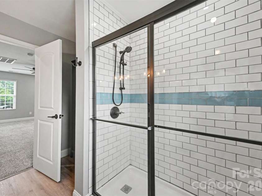 1001 Noles Drive, Mount Holly, NC 28120.  MLS# CAR4398647, YatesRealty ID 23696. 