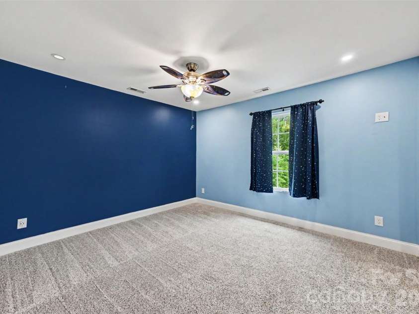 1001 Noles Drive, Mount Holly, NC 28120.  MLS# CAR4398647, YatesRealty ID 23696. 
