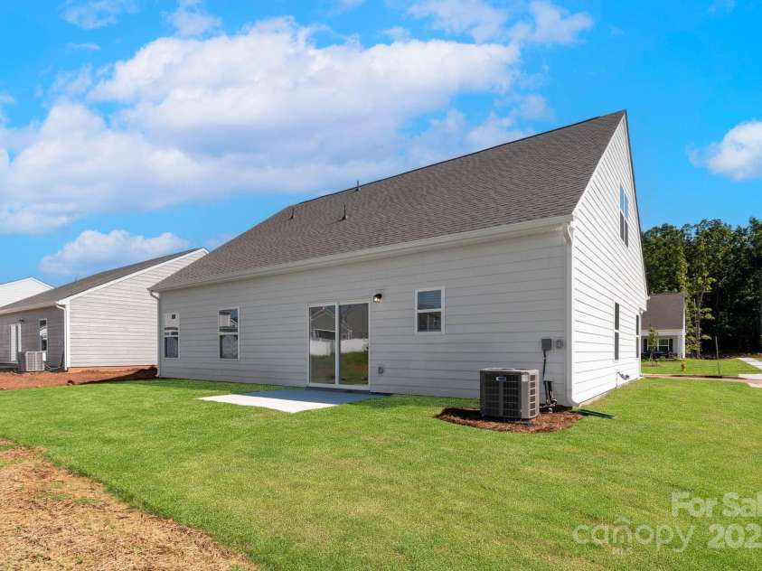 124 Rills Crossing Way, Troutman, NC 28166.  MLS# CAR4334341, YatesRealty ID 23696. 