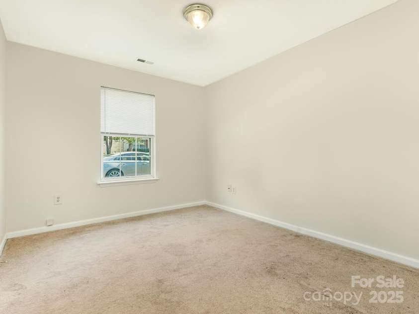 1623 Forest Stream Court, Charlotte, NC 28213.  MLS# CAR4194303, YatesRealty ID 237. 