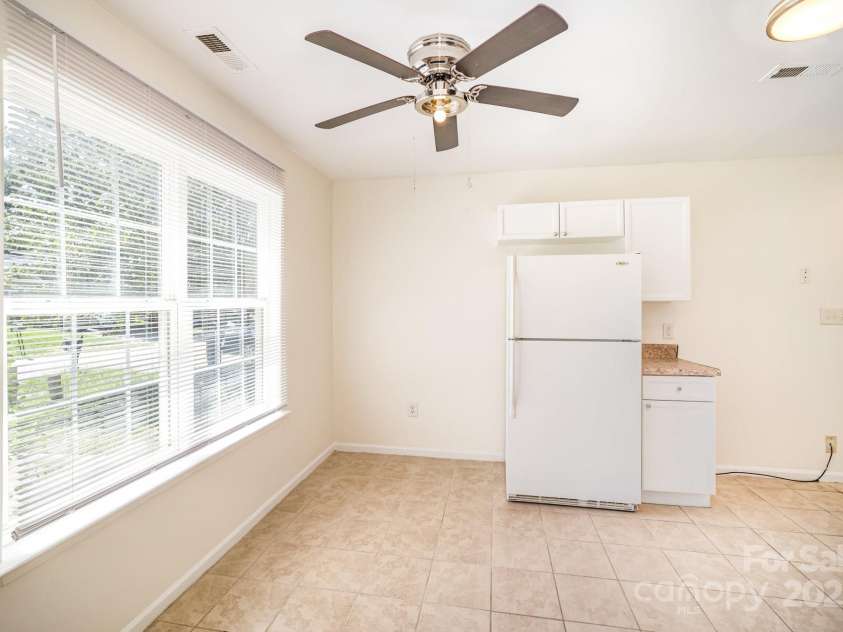 1623 Forest Stream Court, Charlotte, NC 28213.  MLS# CAR4296552, YatesRealty ID 237. 