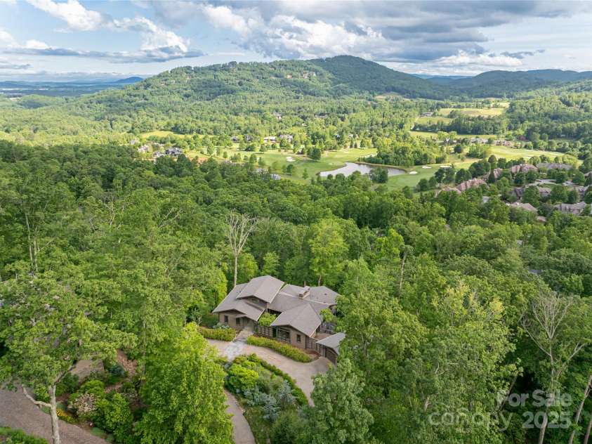 1121 Timberbluff Way, Arden, NC 28704.  MLS# CAR4223914, YatesRealty ID 2370. 