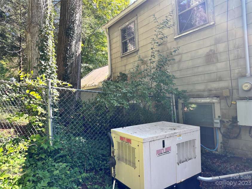 324 Buzzards Roost Road, Cullowhee, NC 28723.  MLS# CAR4073745, YatesRealty ID 2370. 