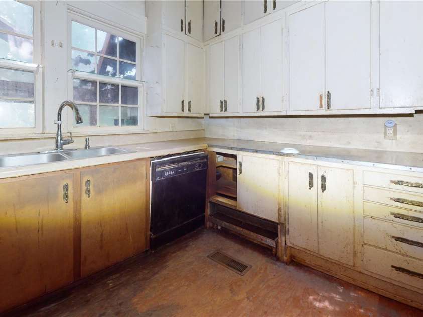 324 Buzzards Roost Road, Cullowhee, NC 28723.  MLS# CAR4073745, YatesRealty ID 2370. 