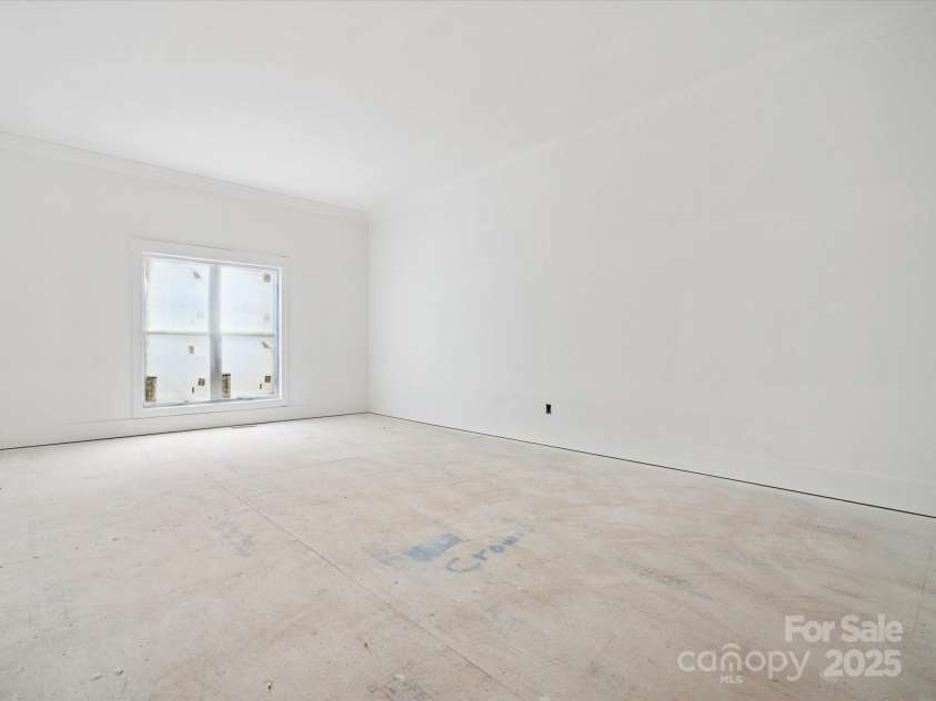 8018 Fairmont Drive, Waxhaw, NC 28173.  MLS# CAR4276331, YatesRealty ID 23700. 