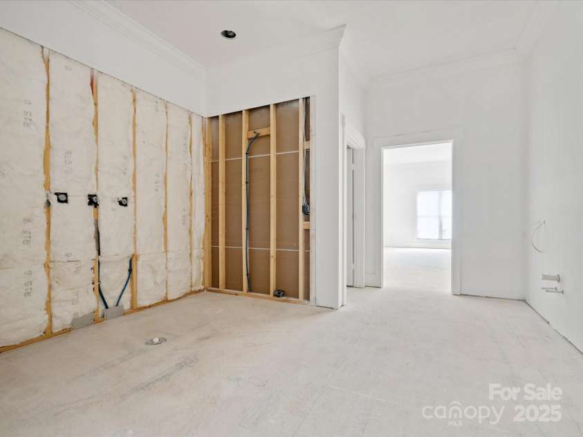 8018 Fairmont Drive, Waxhaw, NC 28173.  MLS# CAR4276331, YatesRealty ID 23700. 