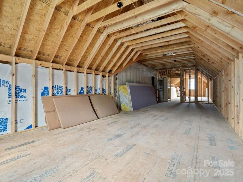 8018 Fairmont Drive, Waxhaw, NC 28173.  MLS# CAR4276331, YatesRealty ID 23700. 