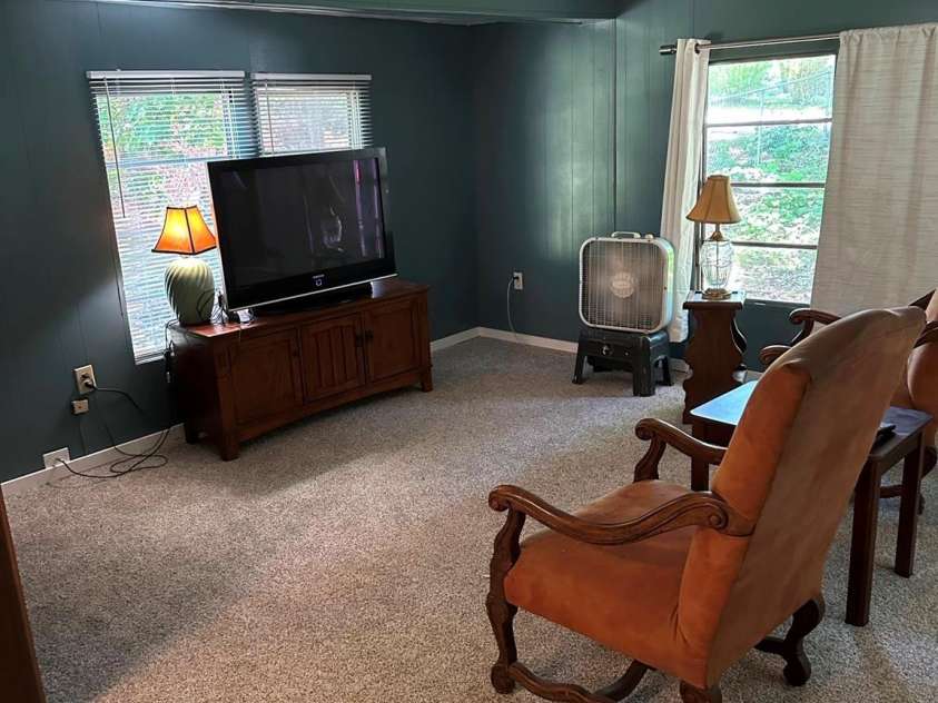 3036 Holly Hill Road, Hendersonville, NC 28792.  MLS# CAR4277293, YatesRealty ID 23702. Living Room