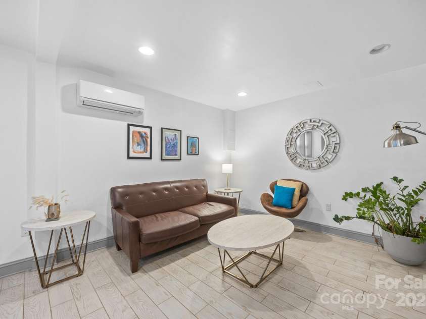 315 Fairfax Avenue, Asheville, NC 28806.  MLS# CAR4275868, YatesRealty ID 23703. 