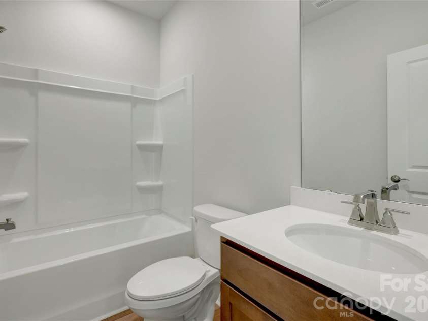 6330 Haller Street, Charlotte, NC 28227.  MLS# CAR4384144, YatesRealty ID 23703. Secondary Bathroom