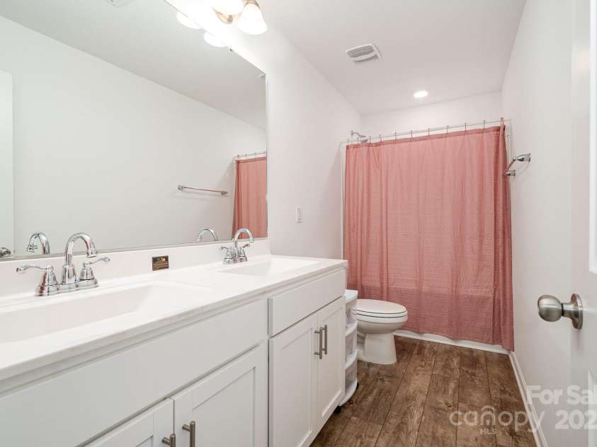 1026 Baileys Chapel Road, Advance, NC 27006.  MLS# CAR4277782, YatesRealty ID 23706. 