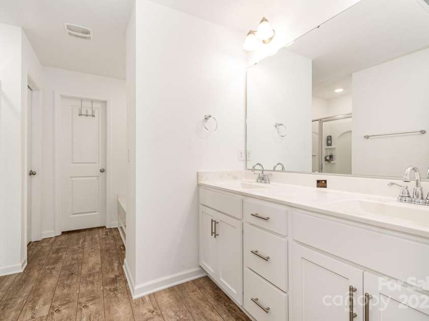 1026 Baileys Chapel Road, Advance, NC 27006.  MLS# CAR4277782, YatesRealty ID 23706. 