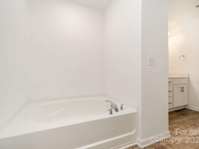 1026 Baileys Chapel Road, Advance, NC 27006.  MLS# CAR4277782, YatesRealty ID 23706. 