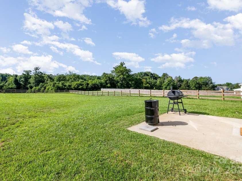 1026 Baileys Chapel Road, Advance, NC 27006.  MLS# CAR4277782, YatesRealty ID 23706. 