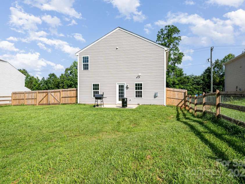 1026 Baileys Chapel Road, Advance, NC 27006.  MLS# CAR4277782, YatesRealty ID 23706. 