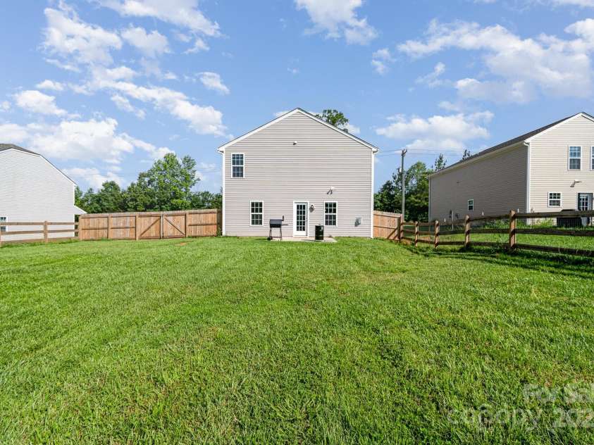 1026 Baileys Chapel Road, Advance, NC 27006.  MLS# CAR4277782, YatesRealty ID 23706. 