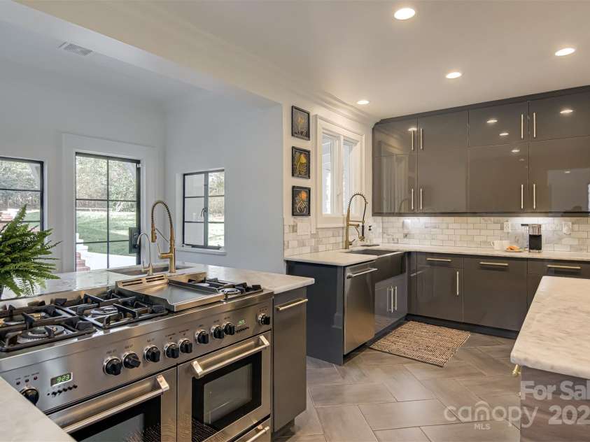 3306 Gaston Road, Greensboro, NC 27407.  MLS# CAR4277780, YatesRealty ID 23707. 