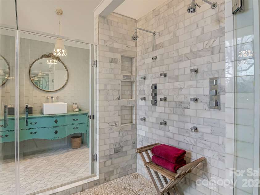 3306 Gaston Road, Greensboro, NC 27407.  MLS# CAR4277780, YatesRealty ID 23707. 