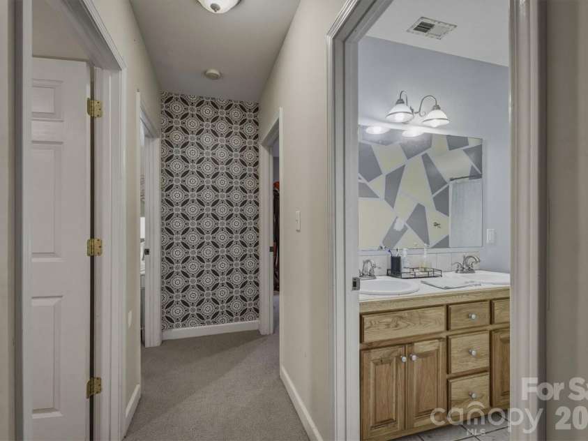 405 Golfview Court, Lenoir, NC 28645.  MLS# CAR4359558, YatesRealty ID 23707. 