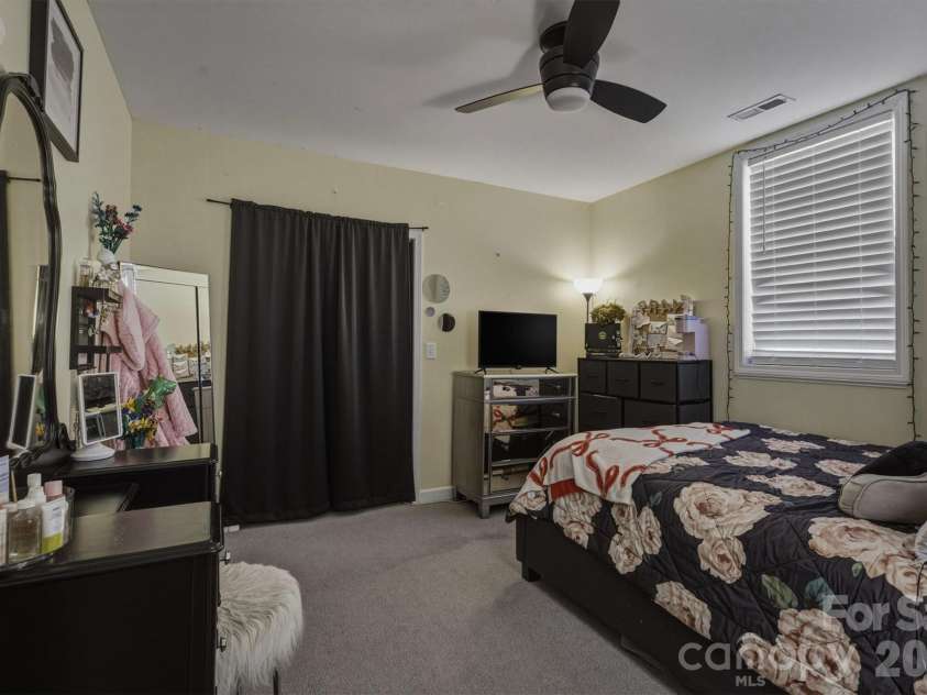 405 Golfview Court, Lenoir, NC 28645.  MLS# CAR4359558, YatesRealty ID 23707. 