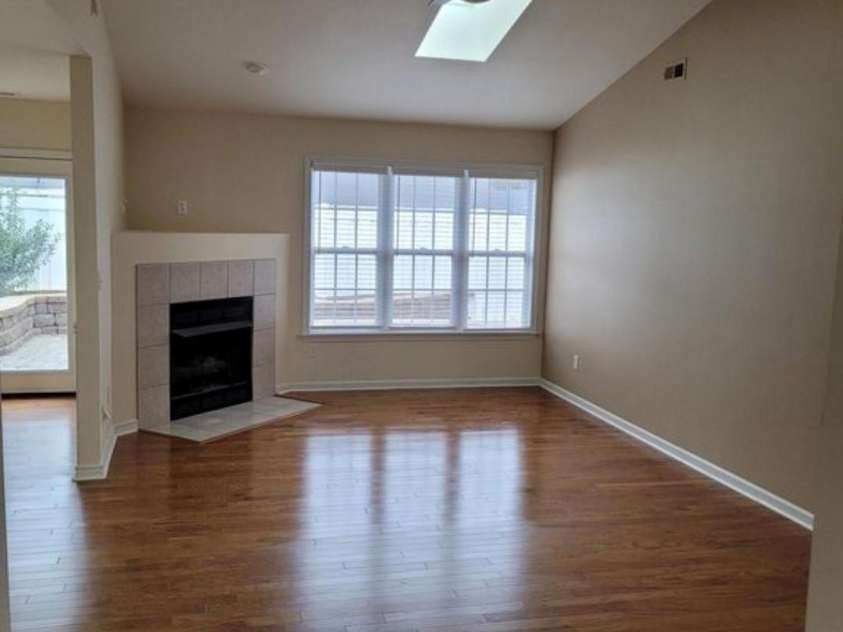 115 Edinburgh Court, Mount Holly, NC 28120.  MLS# CAR4384116, YatesRealty ID 23708. 